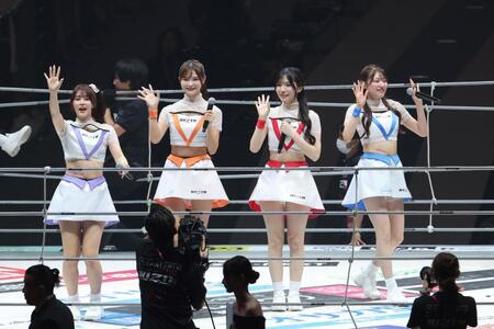 　リングに上がったＲＩＺＩＮガール