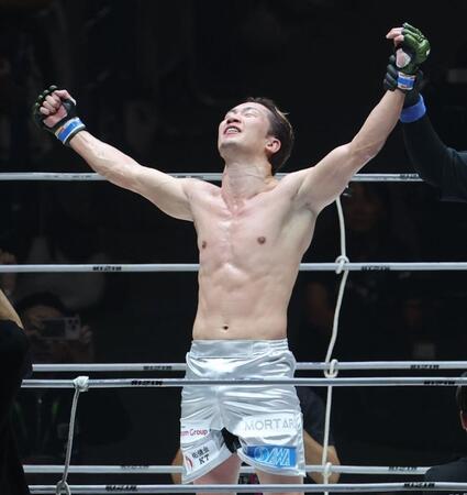 　勝利した朝倉未来