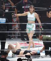 　シン・ユジン（下）を破った伊澤星花