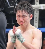 　リカルド・サンドバルに敗れた寺地拳四朗（撮影・吉澤敬太）