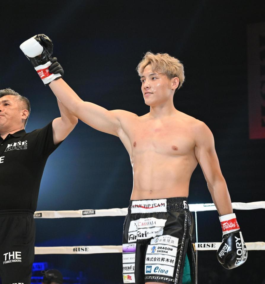 　勝利したＹＵＲＡ