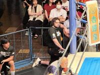 　初めて聖地・後楽園ホールでセコンドについたウルフ・アロン