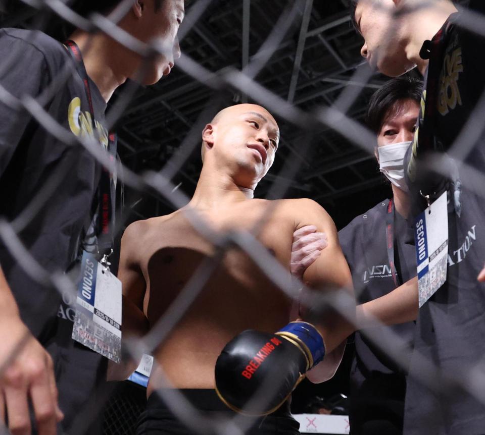 　ＫＯされたとしぞう（撮影・金田祐二）