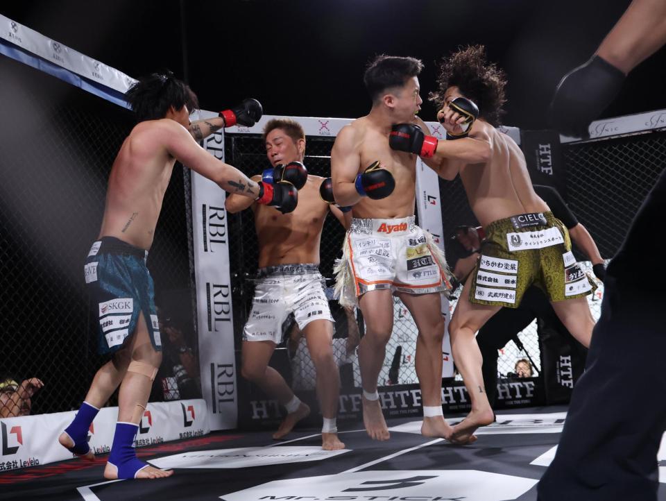 　ゆうと＆あやとｖｓ足ポキニキ＆ＦＵＧＡ（撮影・金田祐二）