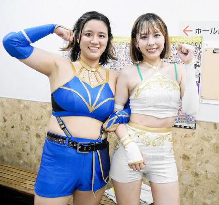 　バックステージで勝利を喜ぶ日菜といろ（右）と梨央