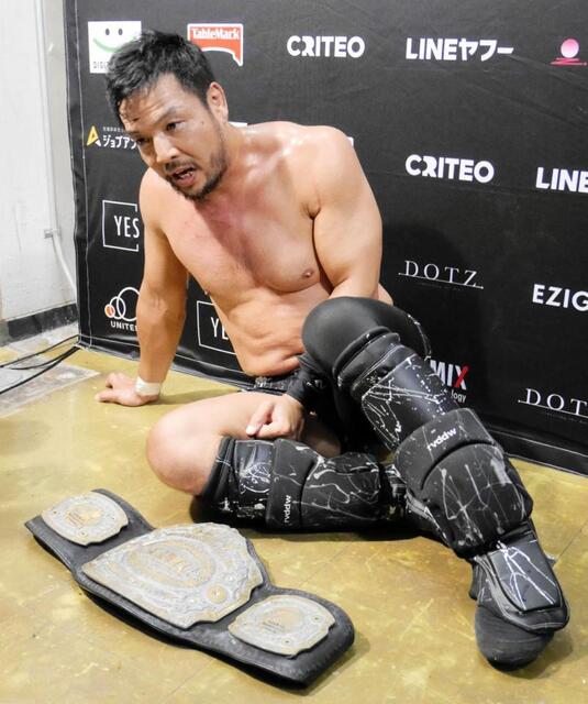 KENTAが丸藤から初防衛、フィニッシュ失敗も大声援が後押し