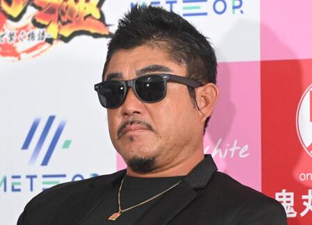 【写真】「ヤバッ」「黒すぎる」ＢＤ引退の元人気戦士の近影に反響　ムキムキ元アウトサイダーとキレキレ姿「あんたが１番華あるよ」