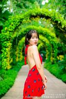 　小坂井祐莉絵ファースト写真集先行カット（イマジカインフォス刊、撮影・細居幸次郎）