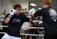 練習を公開した井上尚弥（撮影・金田祐二）