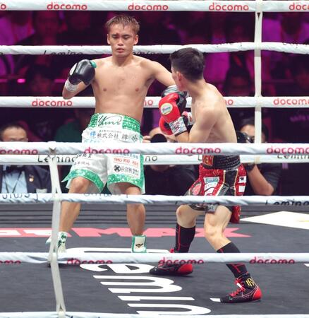 【写真】アリーナには救急搬送の高田勇仁も　井上尚弥勝利にいい笑顔