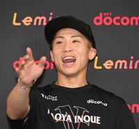 　４団体統一世界スーパーバンタム級タイトルマッチから一夜明けて取材に応じる井上尚弥（撮影・堀内翔）