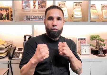 　メキシコからオンラインで会見に出席したルイス・ネリ