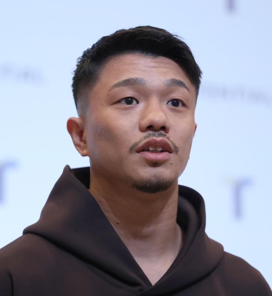 　現在の状態を話す中谷潤人（撮影・佐々木彰尚）