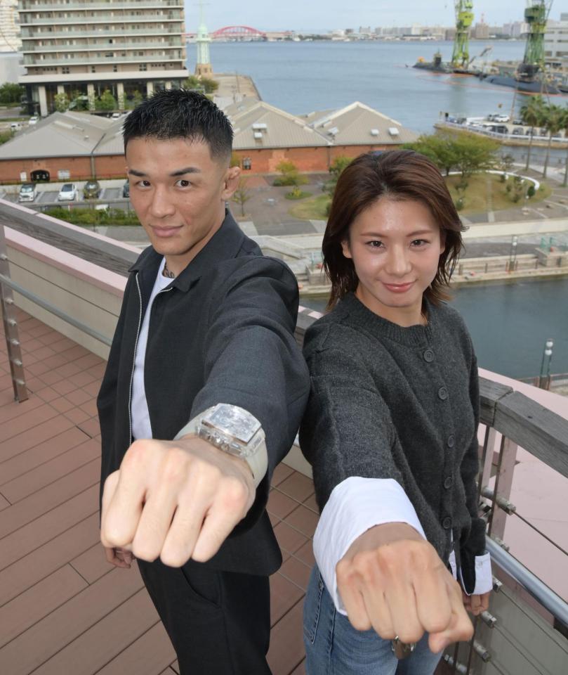 　大会をＰＲする萩原京平（左）とケイト・ロータス（撮影・神子素慎一）