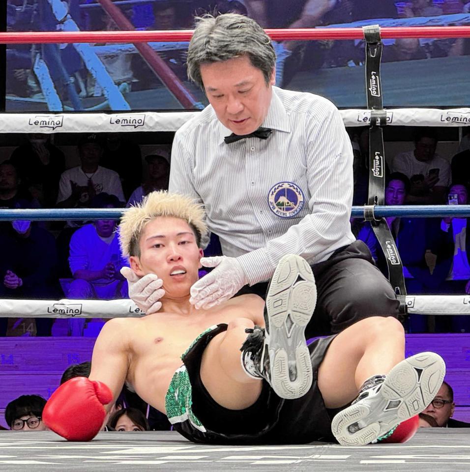 　ＴＫＯ負けした荒竹一真