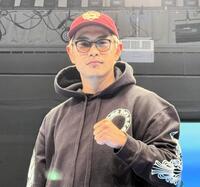 　バンタム級で再起し、世界５階級制覇に挑戦することを明言した井岡一翔