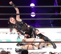 　渡辺桃を破り、ベルトを死守した上谷沙弥