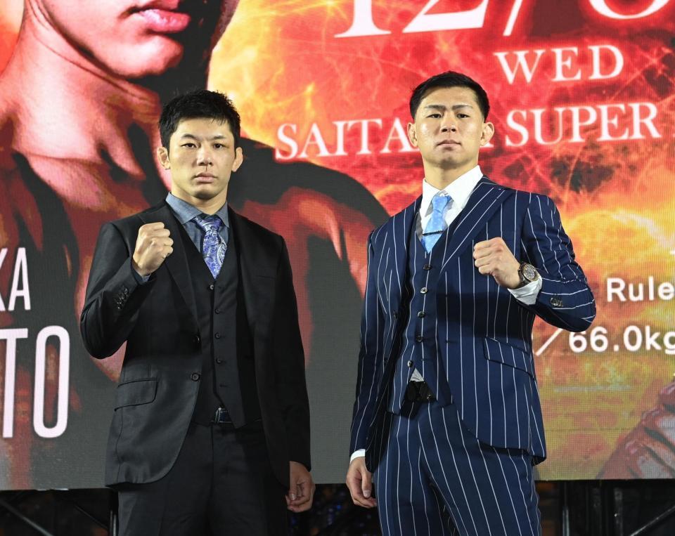 　ＹＡ－ＭＡＮ（右）と対戦する斎藤裕（撮影・園田高夫）