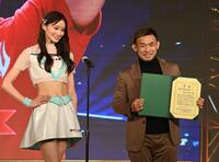 　ＢＥＳＴ　ｒｅｃｏｒｄ受賞の扇久保博正（撮影・持木克友）