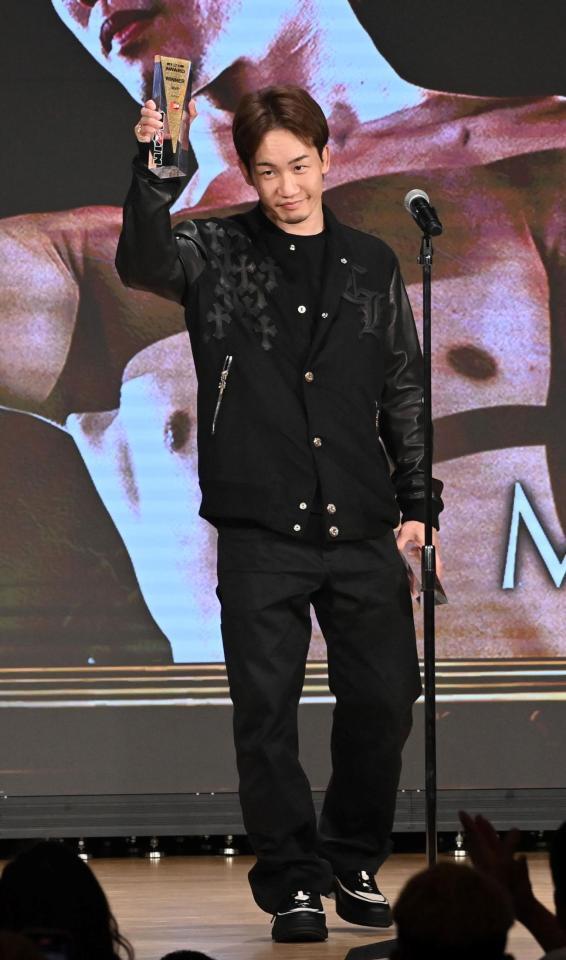 　ＭＶＰ受賞の朝倉未来（撮影・持木克友）