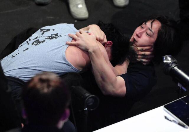 BDで衝撃事態 溝口COOが後頭部強打