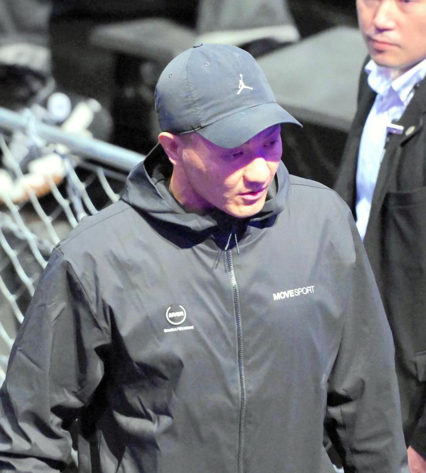 　傾奇者との対戦が決まった誠