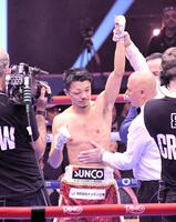 　スーパーバンタム級での初戦で苦戦しながらも判定勝ちした中谷潤人