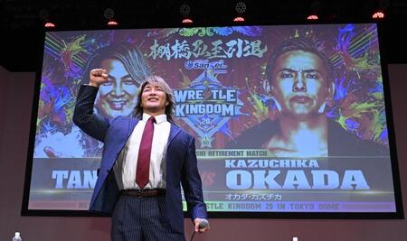 　引退試合でオカダカズチカと対戦する棚橋弘至（撮影・園田高夫）