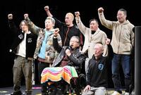 　「天龍祭」でトークショーを行った天龍源一郎（前列左）