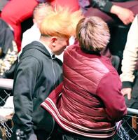 井原良太郎（左）と一触即発となる芦澤竜誠