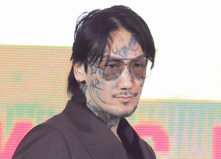 【写真】試合中止騒動に瓜田純士が鬼の形相「ぶっ飛ばす気でいた」　上半身姿を投稿→腹の龍の迫力ヤバイ…