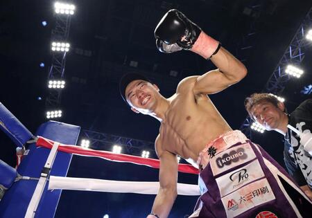 王座挑戦権獲得の増田陸　ドネアに舌を出したワケとは　リスペクト忘れず「後半になっても目が死んでなかった」