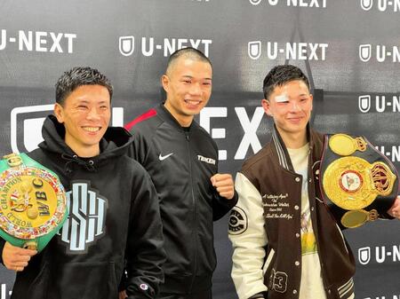 一夜明け会見に臨んだ（左から）岩田翔吉、増田陸、松本流星