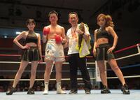 判定勝ちした金子佳樹（左から２人目）