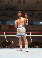 ＴＫＯ勝ちした平野岬