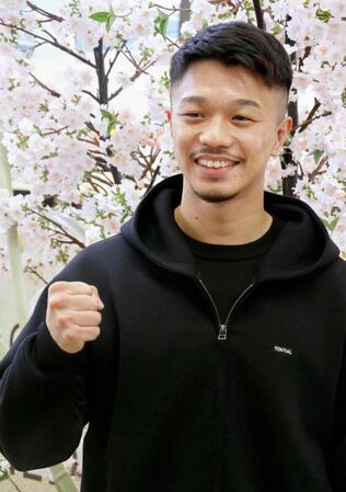 　米国合宿へ出発前に取材に応じた中谷潤人