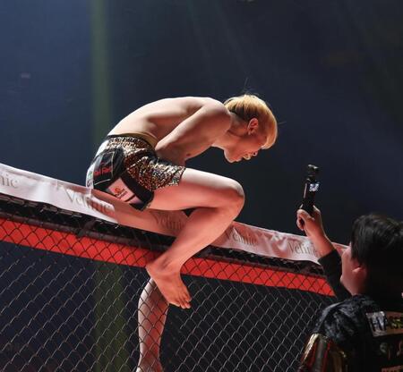 「これがブレイキングダウンだ！」ＢＤ前王者井原良太郎が衝撃の芦澤竜誠撃破！史上最大の下剋上に１万人超え会場騒然　朝倉も唸る「強い。次は皇治選手きてほしい」