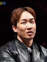 総括をする朝倉未来（撮影・佐々木彰尚）