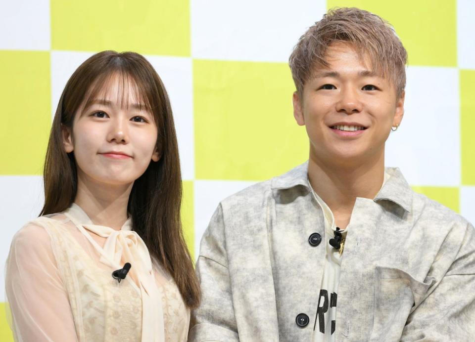 武尊（右）と川口葵