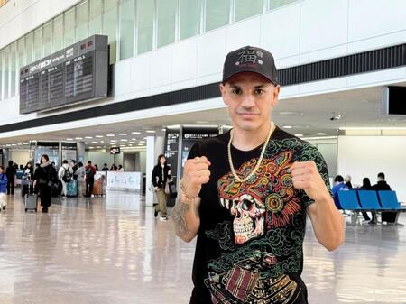 ４月１１日の那須川天心戦に向けて来日したフアンフランシスコ・エストラダ