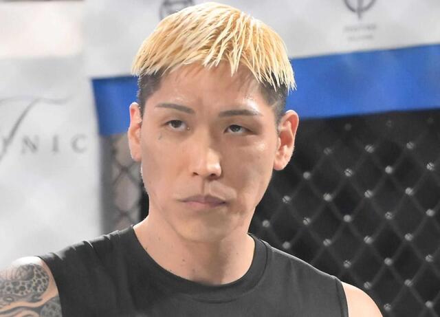 傾奇者 エグいなこの画角」BD話題“浪速の成金TikToker”が公開の衝撃