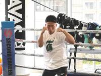 井岡一翔との東京ドーム決戦に向けて公開練習を行った井上拓真