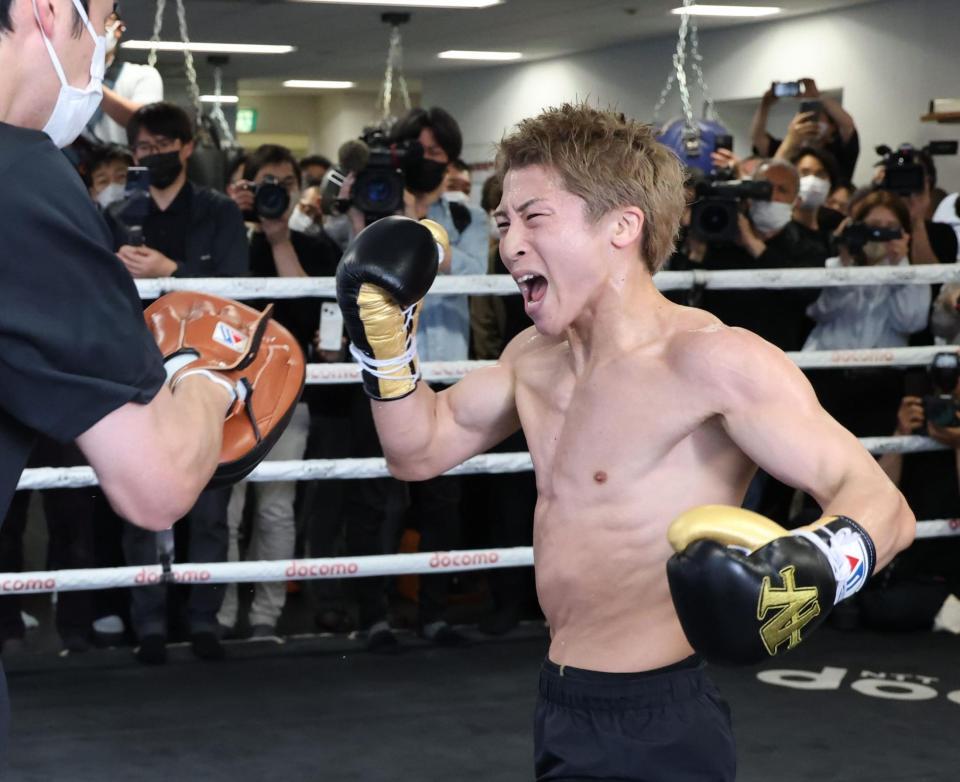 練習を公開した井上尚弥（撮影・金田祐二）