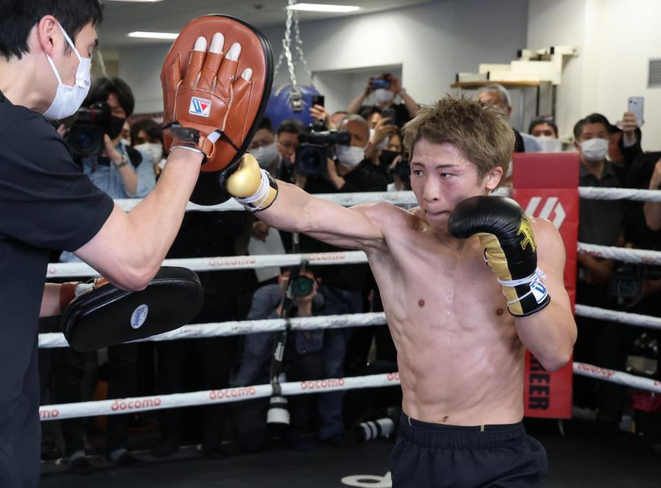 練習を公開した井上尚弥（撮影・金田祐二）