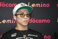 会見する井上尚弥（撮影・石井剣太郎）