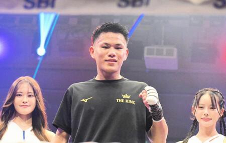 プロデビュー戦で２回ＴＫＯ勝ちを飾った藤木勇我