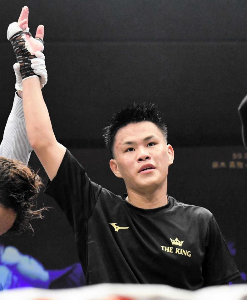 　プロデビュー戦で２回ＴＫＯ勝ちを飾った藤木勇我