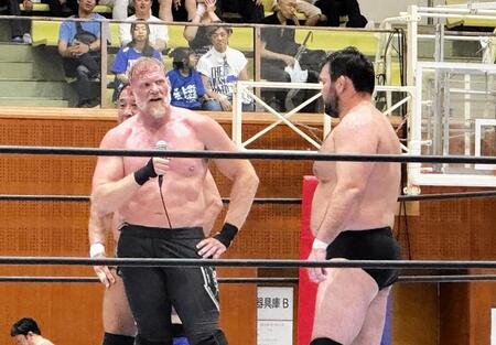 永田裕志、特別参戦したジョシュ・バーネット（左）とトリオで戦い、刺激を受けたウルフアロン