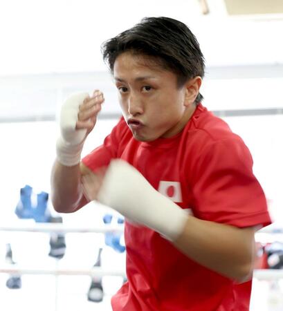　公開練習を行った石井武志