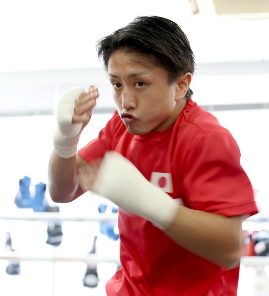 　公開練習を行った石井武志